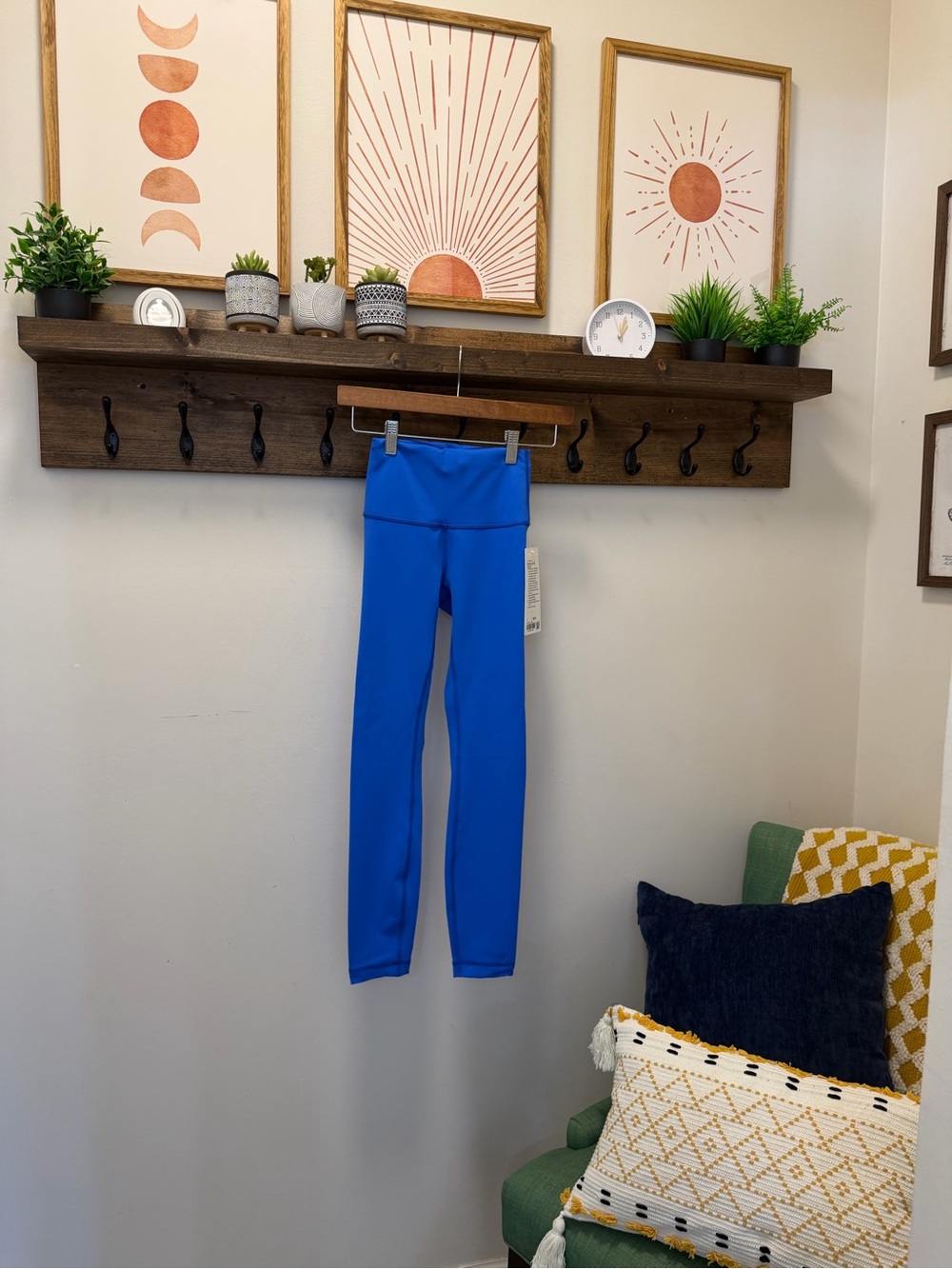 NWT lululemon Wunder Train HR Tight 25”, Size 2, Color CEBL